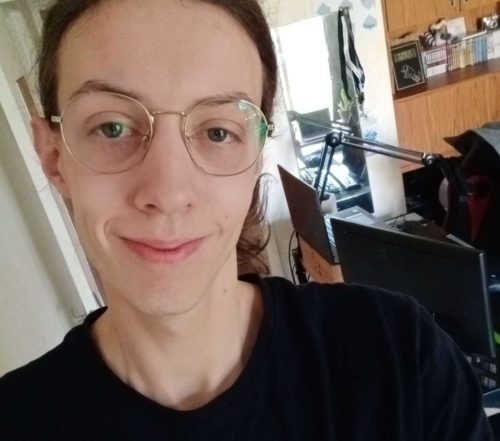 Photo de Lilou LONGEVILLE, jeune bénévole